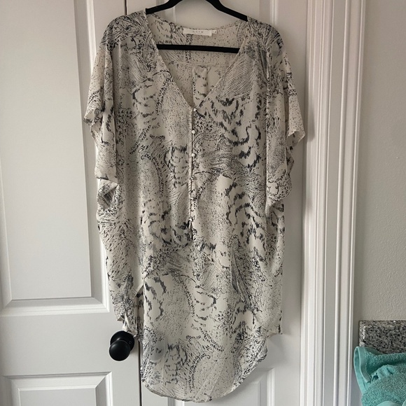 NWOT ASTR High-Low Blouse - Picture 1 of 4